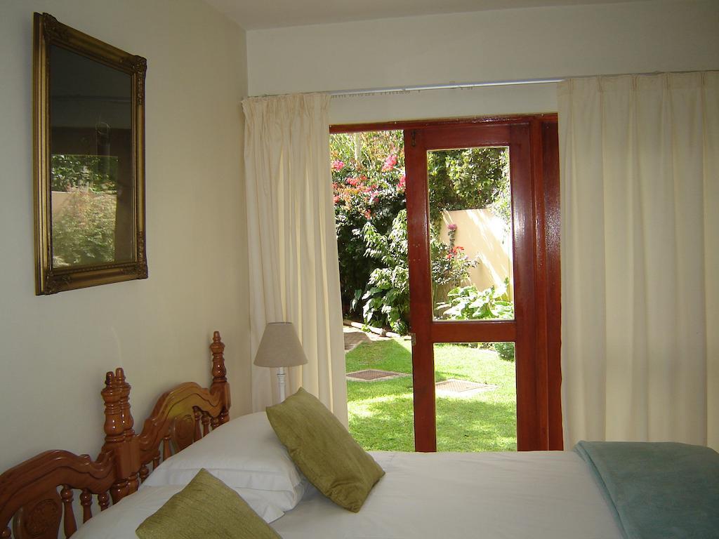 Rivertide Lodge Knysna Kamer foto